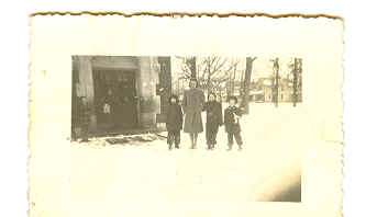 Central Grade 1941 - Miss D. Dunlap, Teacher  with Anita C., Betty B., and Carol F.