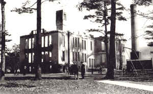 Central Grade School after the fire, which destroyed everything but the 1922 addition.